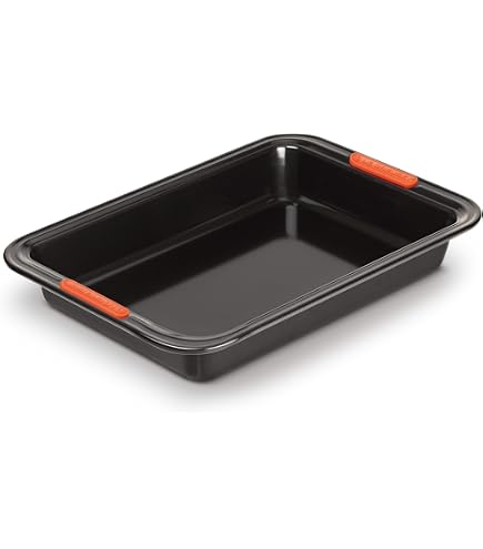 Amazon | LE CREUSET 12カップマフィントレイ、各1個。 | Le Creuset